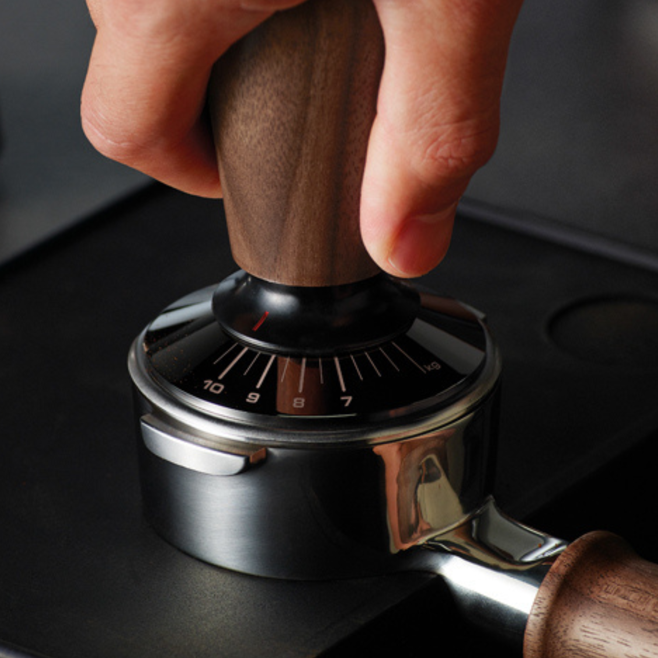 Consistent pressure every time you tamp